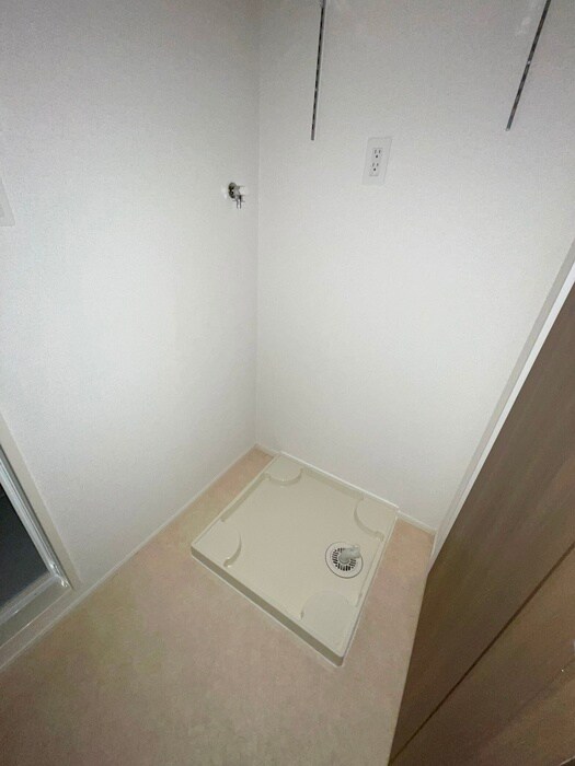 物件内観写真22　(洗濯機置場)