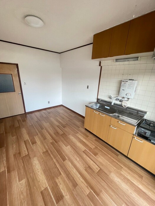 物件内観写真10　(内観写真)