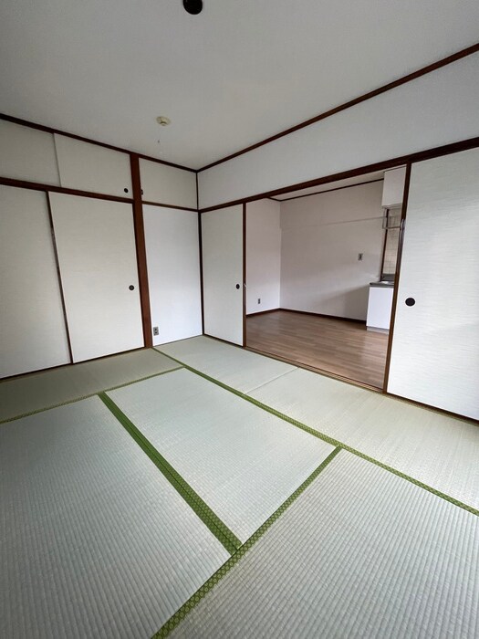 物件内観写真19　(居室)