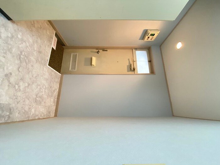 物件内観写真14　(玄関)