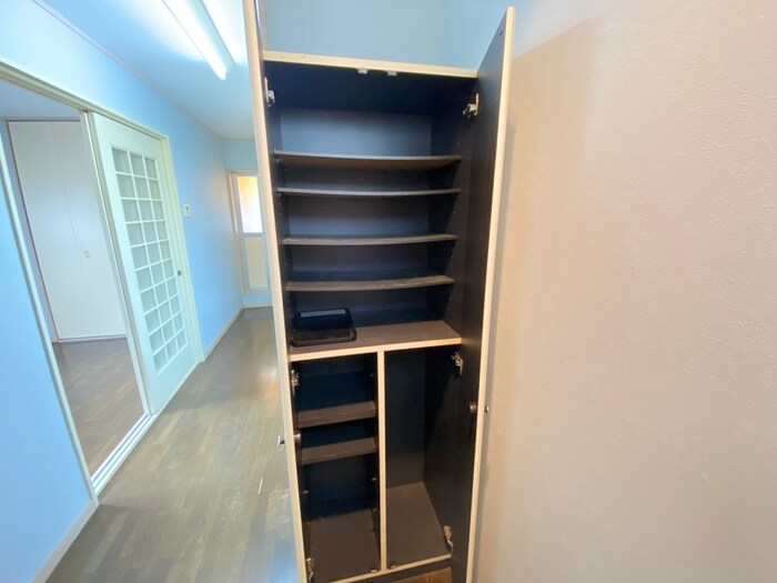 物件内観写真16　(靴箱)