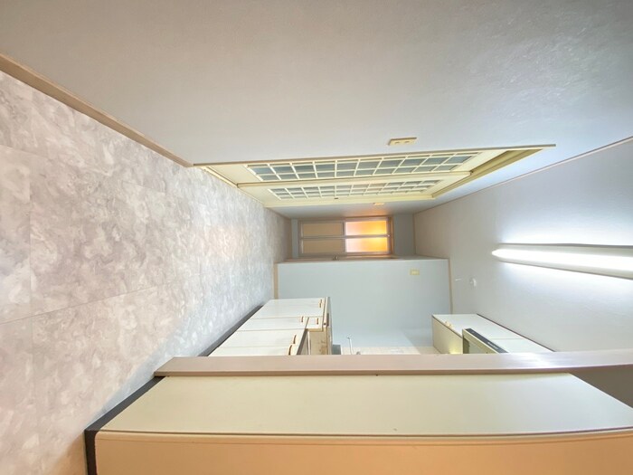 物件内観写真17　(廊下)