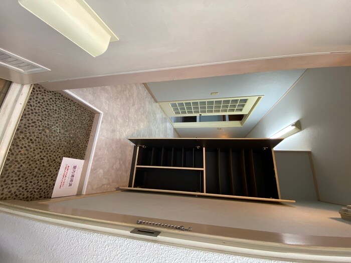 物件内観写真19　(廊下)