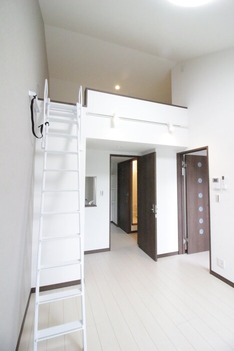 物件内観写真8　(居室)