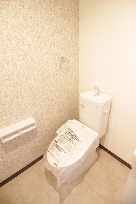 物件内観写真14　(トイレ)