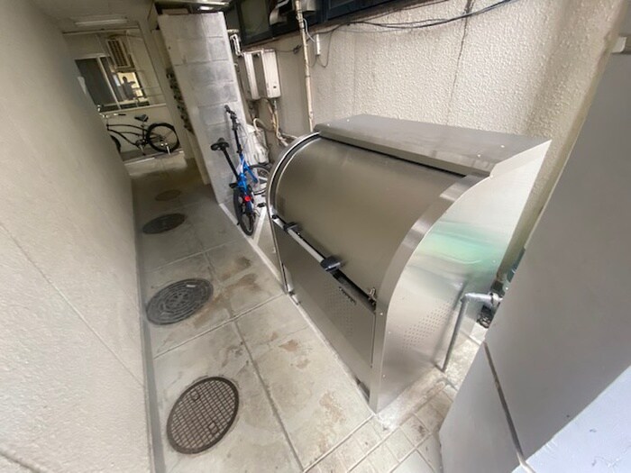 物件外観写真4　(建物設備)