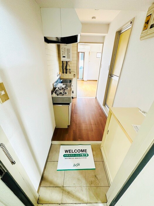 物件内観写真22　(玄関)