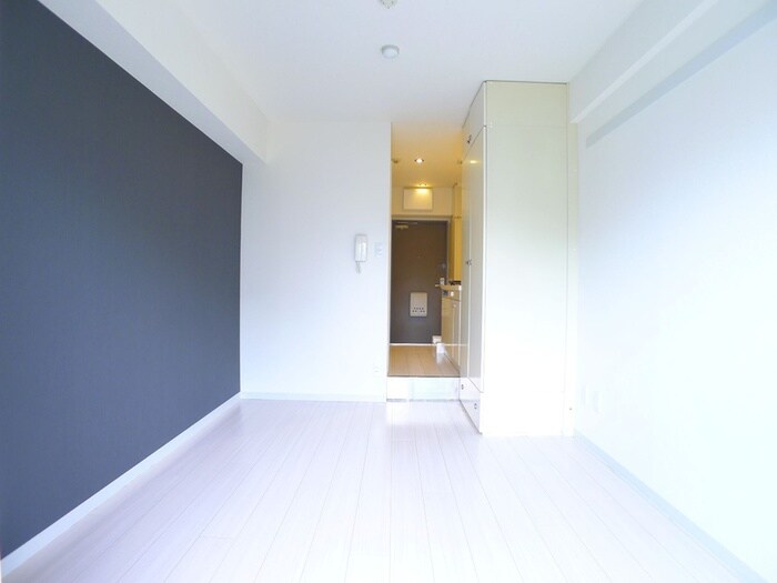 物件内観写真11　(廊下)