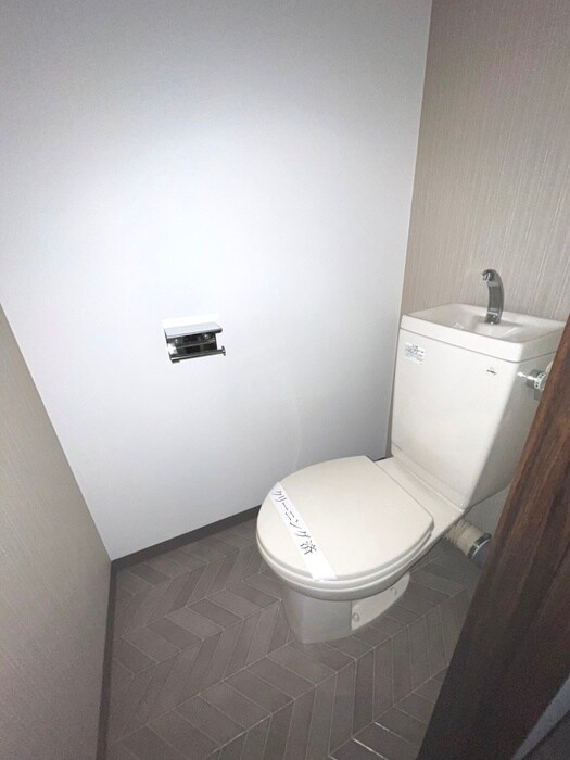 物件内観写真12　(トイレ)