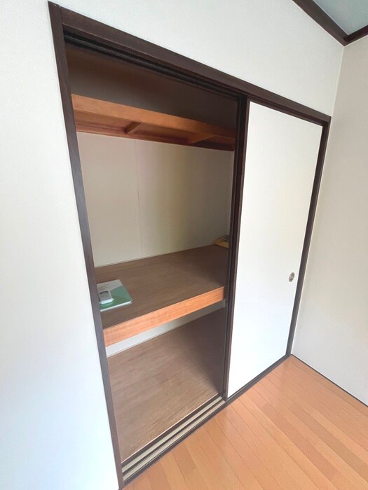 物件内観写真18　(収納)
