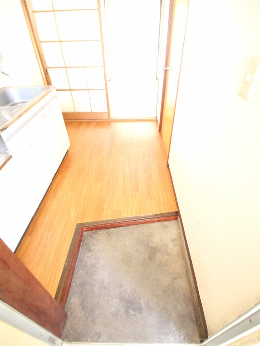 物件内観写真15　(玄関)