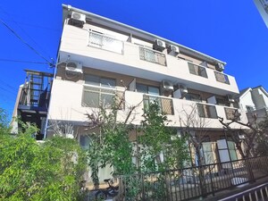 ハイツ・エスティアン外観写真