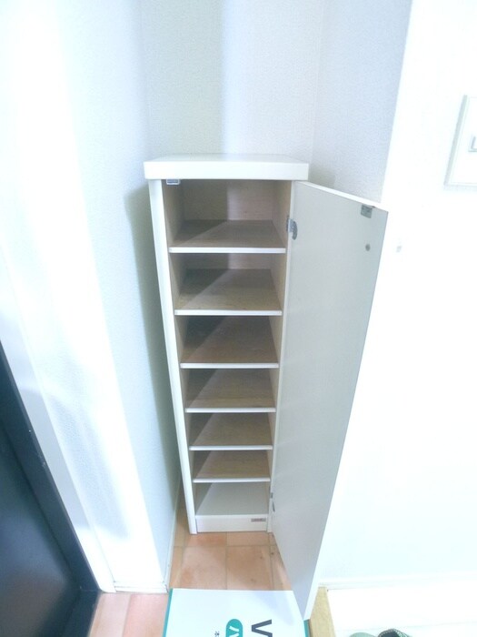 物件内観写真17　(靴箱)
