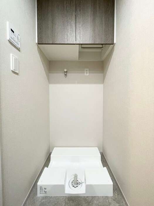 物件内観写真14　(洗濯機置場)