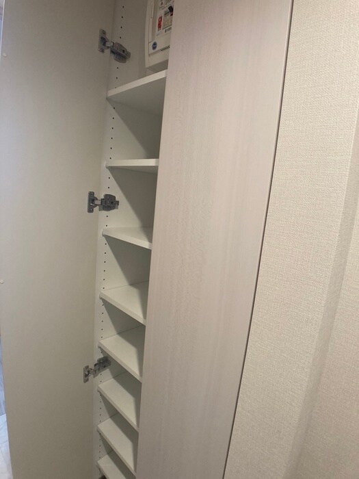 物件内観写真15　(靴箱)