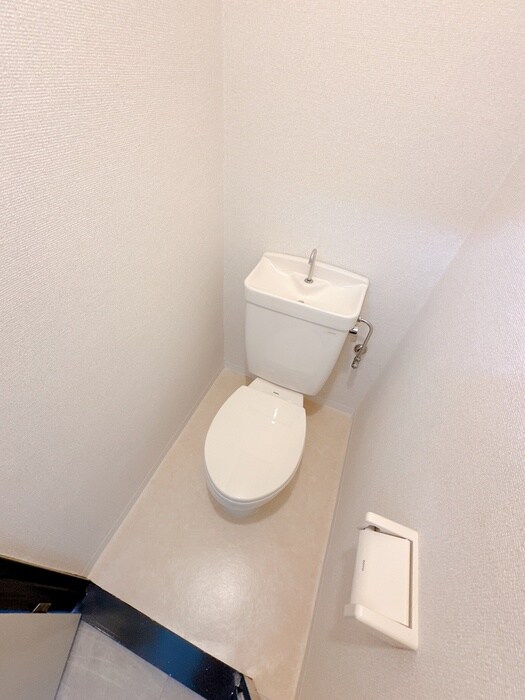 物件内観写真12　(トイレ)