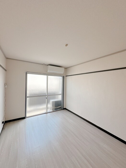 物件内観写真22　(居室)