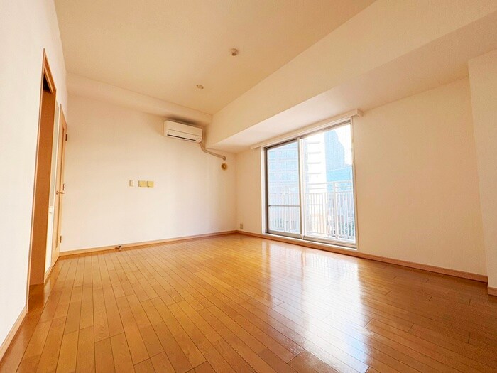 物件内観写真4　(居室)