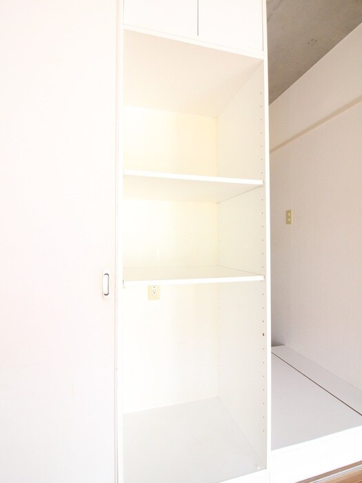 物件内観写真19　(収納)