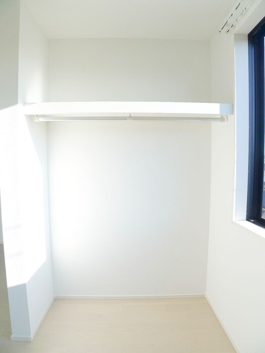 物件内観写真11　(収納)