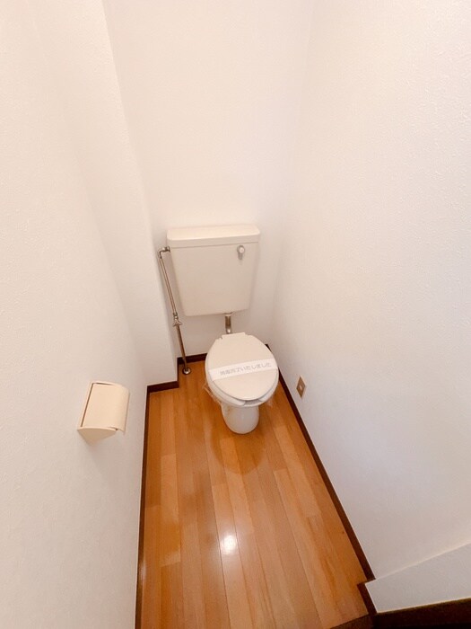 物件内観写真12　(トイレ)