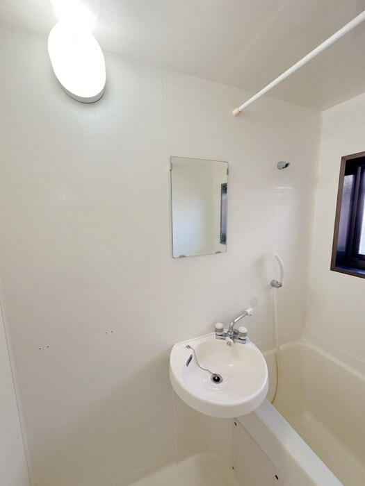 物件内観写真13　(洗面)