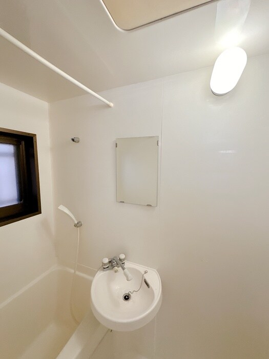 物件内観写真13　(洗面)