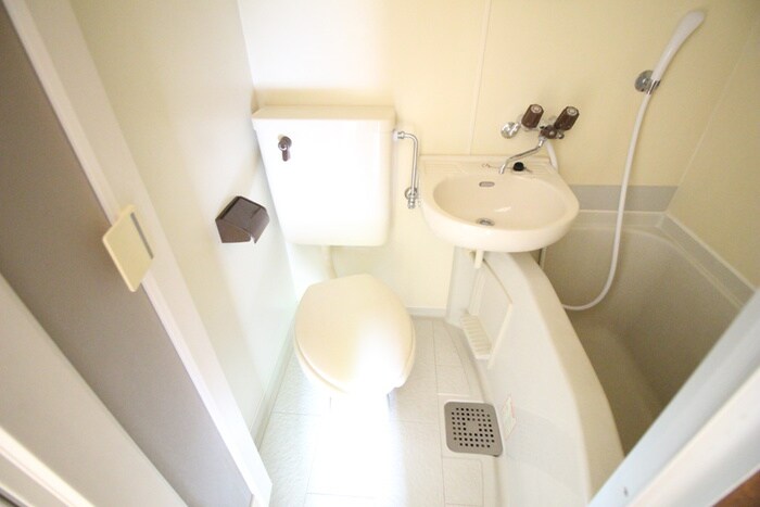 物件内観写真14　(トイレ)