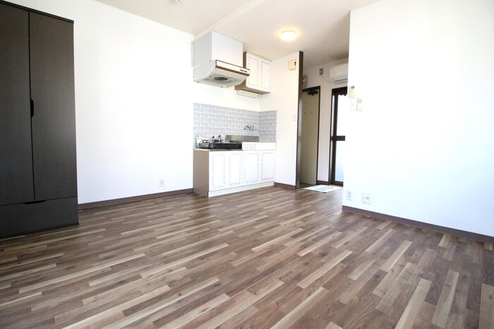 物件内観写真8　(居室)