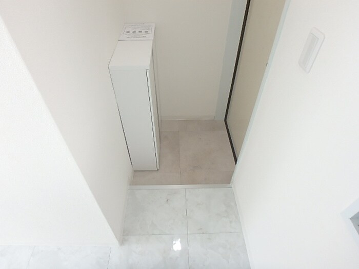 物件内観写真17　(玄関)