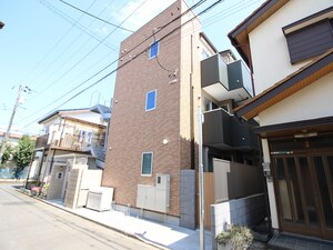 リバレッジSEVEN外観写真