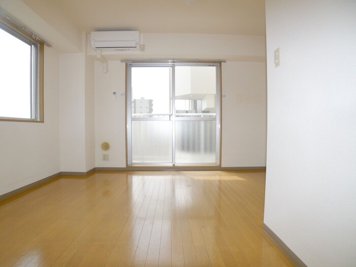 物件内観写真11　(居室)