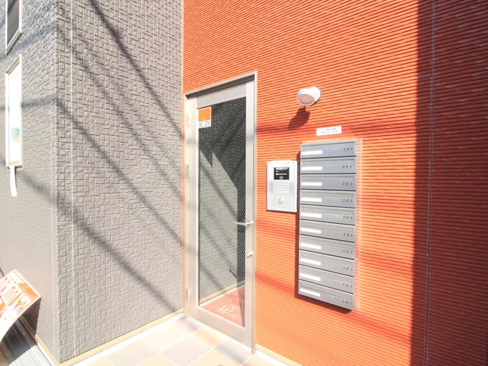 物件外観写真3　(建物設備)