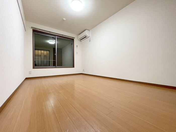 物件内観写真19　(居室)