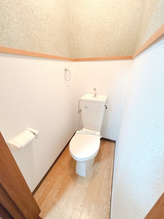 物件内観写真12　(トイレ)