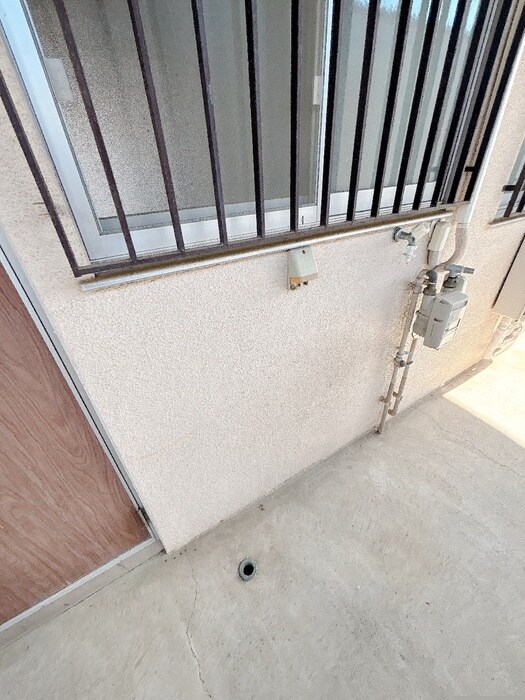 物件内観写真14　(洗濯機置場)