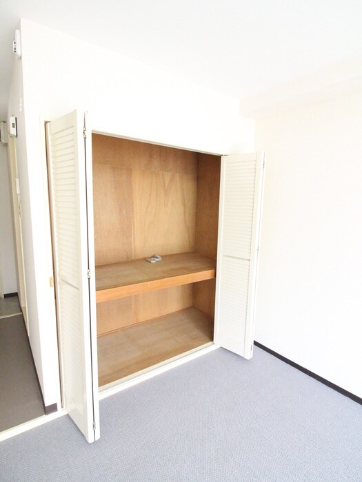 物件内観写真9　(収納)