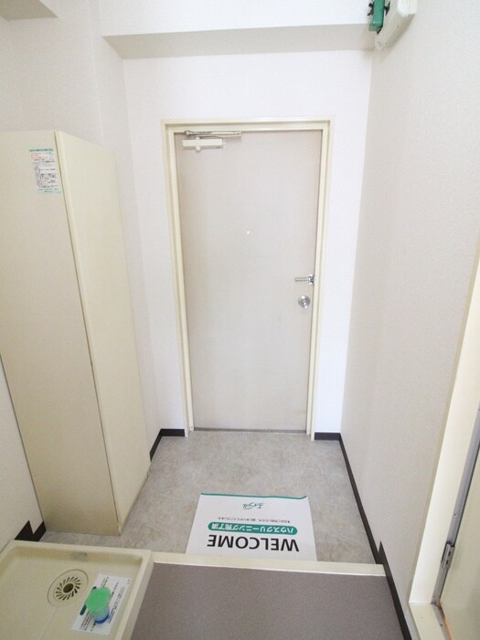 物件内観写真14　(玄関)