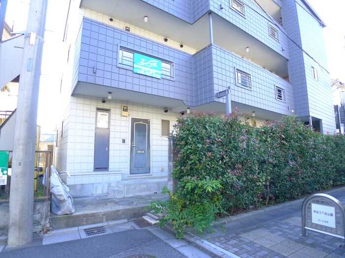 物件外観写真6　(エントランス部分)