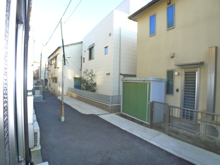 物件内観写真22　(室内からの展望)