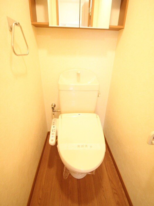 物件内観写真15　(トイレ)