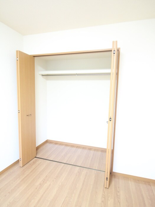 物件内観写真21　(収納)