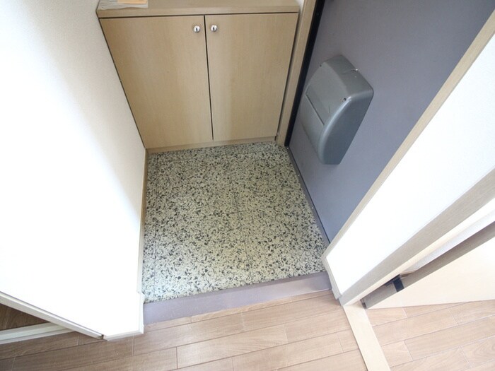 物件内観写真15　(玄関)