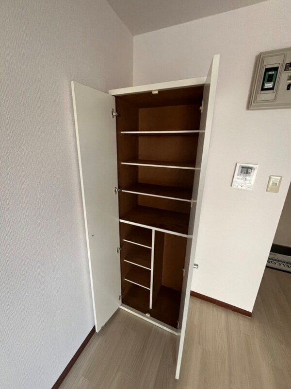 収納