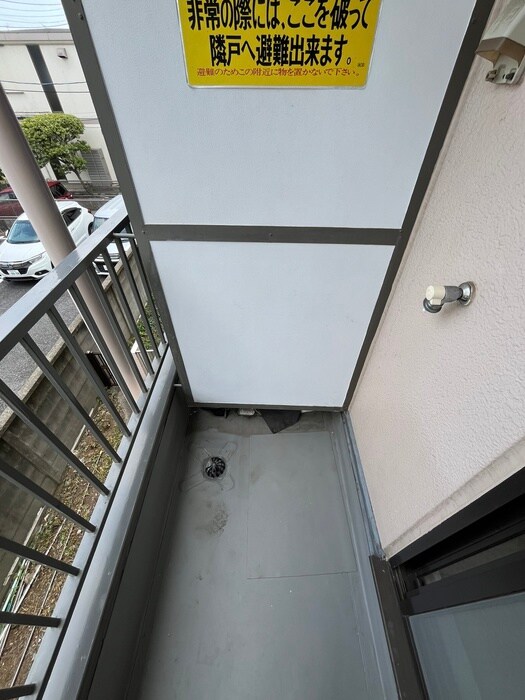 物件内観写真15　(洗濯機置場)