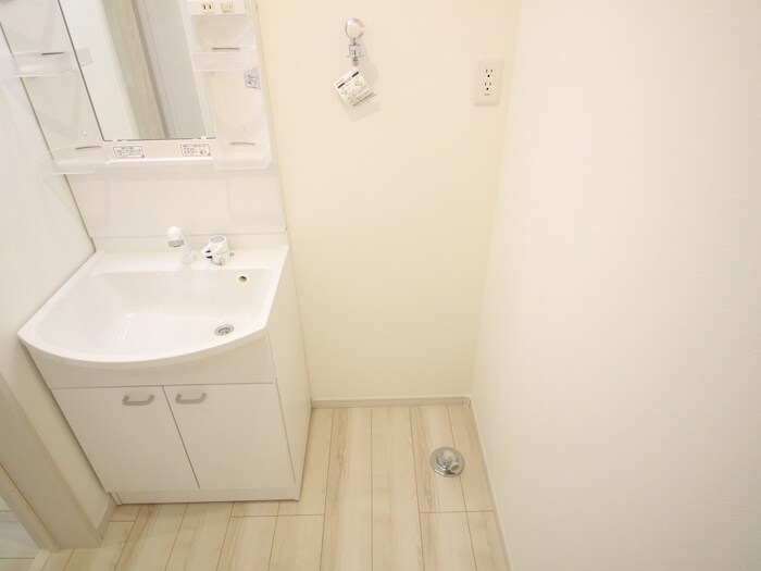 物件内観写真19　(洗濯機置場)