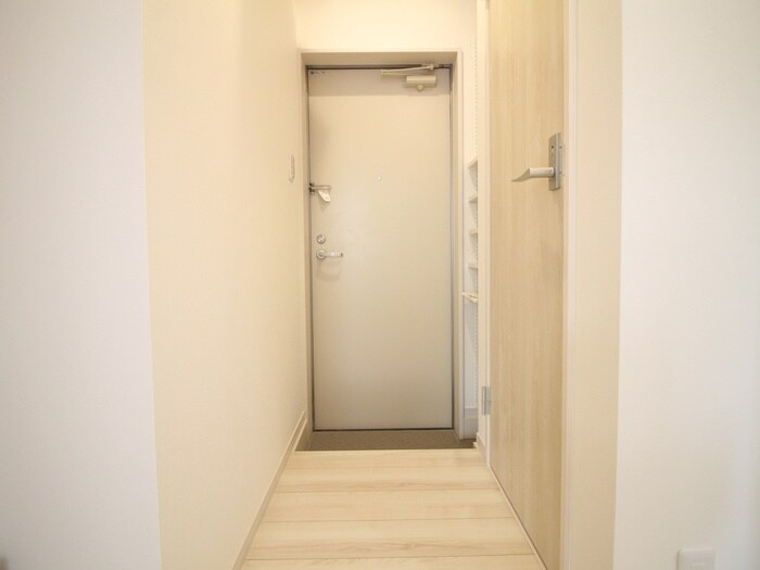 物件内観写真21　(玄関)