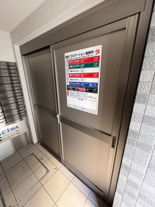 物件外観写真6　(建物設備)