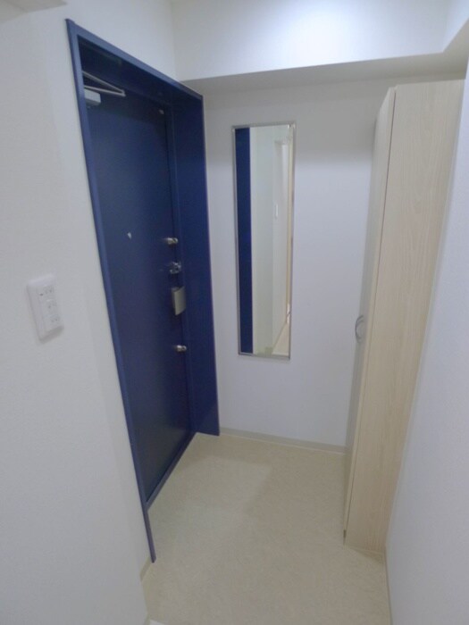 物件内観写真16　(玄関)