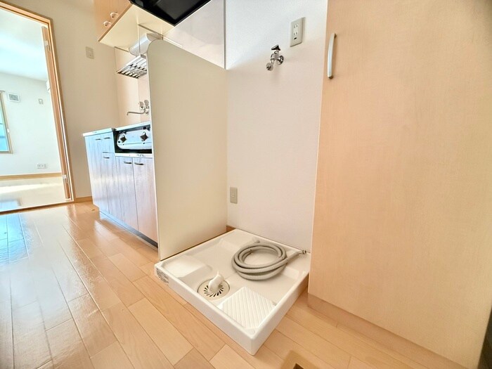 物件内観写真19　(洗濯機置場)